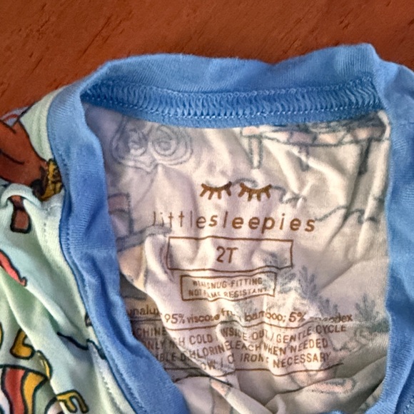 Little sleepies California two piece pajamas - Picture 2 of 2